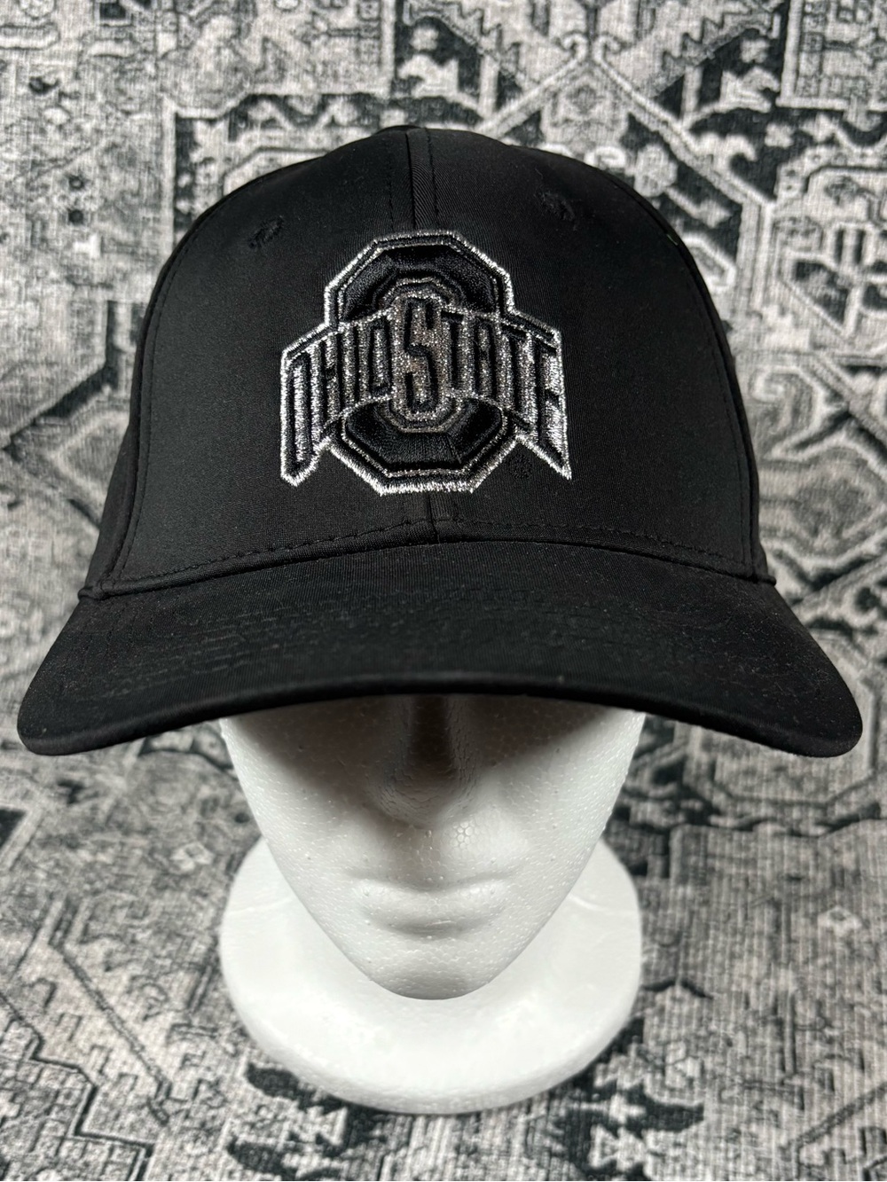 Ohio State Buckeyes Official Merchandise Fitted‎ Stretch Band Hat, size M/L OSU